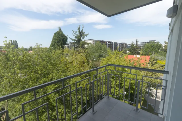 Balkon jednego z apartamentów